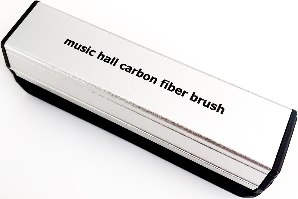 Music Hall Anti-Static Hunt Carbon-Fiber Record Cleaning Brush