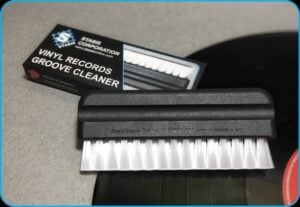 Stasis Groove Cleaner Wet/Dry Record Cleaning Brush