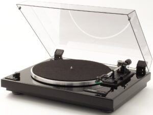 Thorens TD 240-2 Fully-Automatic Turntable (Piano Black)