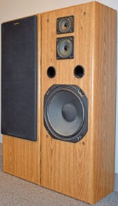 FISHER STV-9115 Vintage 12″ 3-way 110-watt 8-ohm oak-finish speakers MADE-in-USA