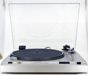 REALISTIC LAB-395 Direct-Drive Turntable MADE-BY-TECHNICS