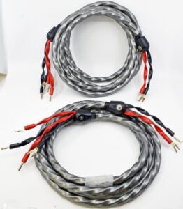 Wireworld Equinox 7 Bi-Wire 3.5m Speaker Cables w/banana & spade connects